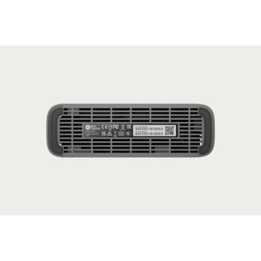 Synology BeeStation Plus BST170-8T NAS com J4125, SSD 8TB, 4GB DDR4 e Arrefecimento Passivo