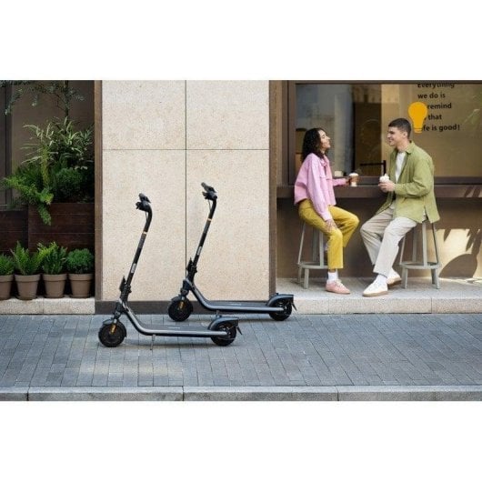 Trottinette électrique Segway Ninebot E2 II 250W Autonomie 25km Roues 8,1'' Noir
