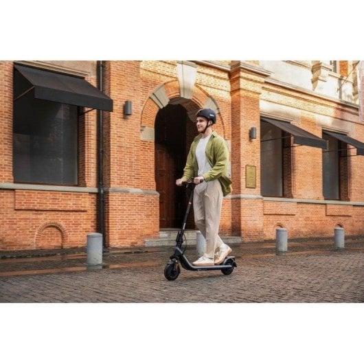 Trottinette électrique Segway Ninebot E2 II 250W Autonomie 25km Roues 8,1'' Noir