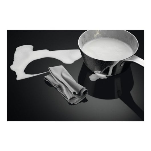Placa de inducción AEG TR64IT00FB 4 zonas 59 cm integrada PowerBoost Hob2Hood negra