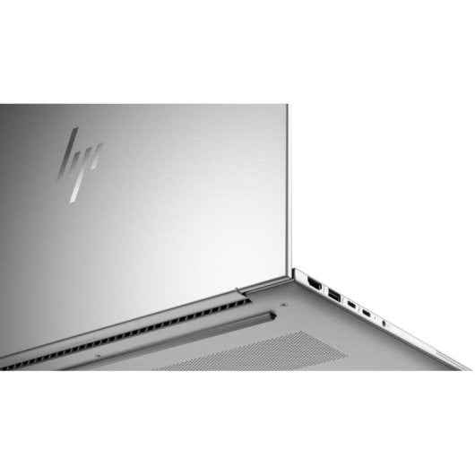 Portatile HP EliteBook 645 G11 Ryzen 7 7735U 16GB 512GB SSD WUXGA 14" Argento