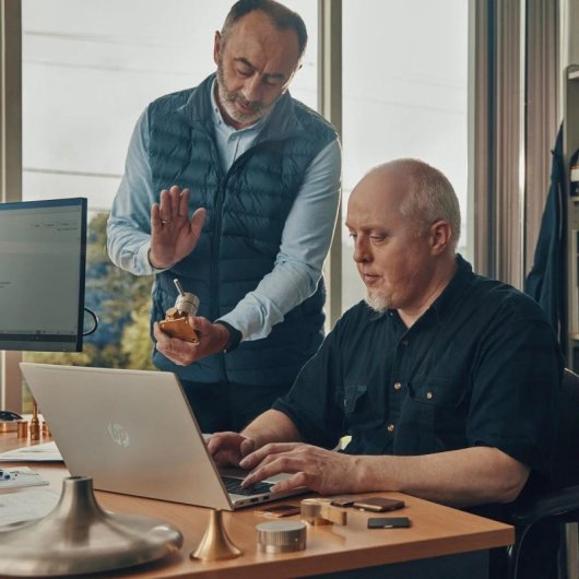 HP ProBook 455 G10 AMD Ryzen 5 7530U 8GB 256GB SSD 15.6'' FHD Wi-Fi 6E Teclado Italiano