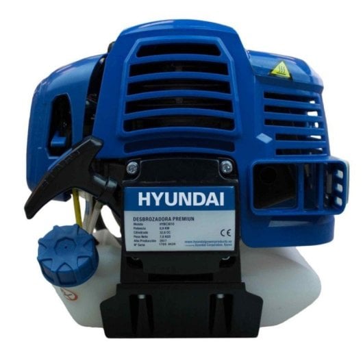 Roçadora HYBC3010 motor 2 tempos resistente, leve, fácil manutenção