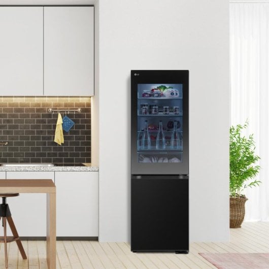 Frigorífico LG Combi No frost 186cm 349L C Negro Instaview DoorCooling+