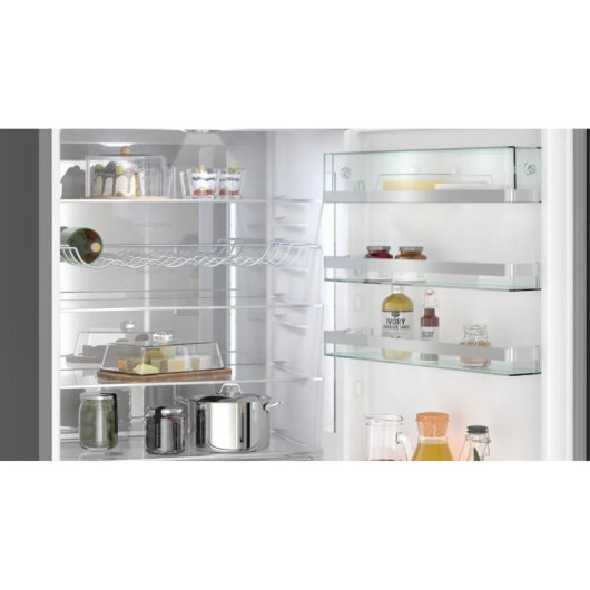 Frigorífico Siemens Combinado 203cm 258L A Preto No Frost hyperFresh superFreeze