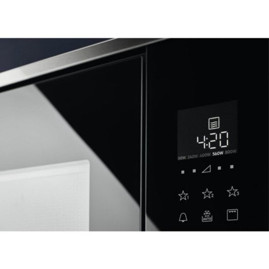 Mikrowelle Electrolux MQ818GXE 17 Liter 800W mit Grill und Rotisserie Touchbedienung