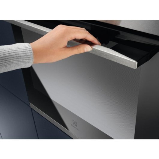 Forno elétrico Electrolux KOFGC40BX 65 litros Inox com autolimpeza catalítica