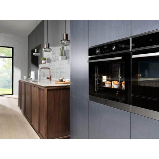 Horno eléctrico Electrolux EOD5H70BZ 65L Negro con autolimpieza AquaClean convección