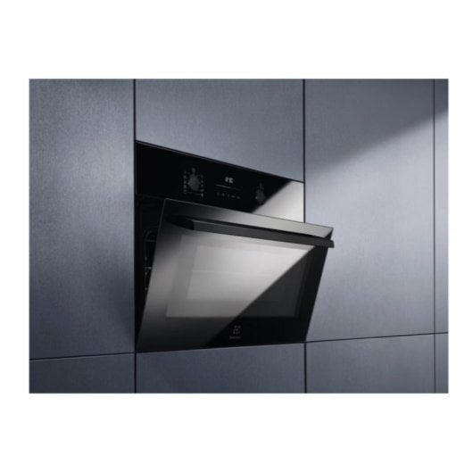 Horno eléctrico Electrolux Serie 600 EVF6E46Z 43L Negro con microondas y grill integrado