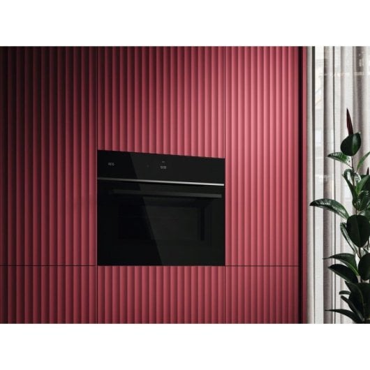 Horno elétrico AEG Series 8000 TK8NK721B 44 L Preto com controle Wi-Fi e autolimpeza Hydro