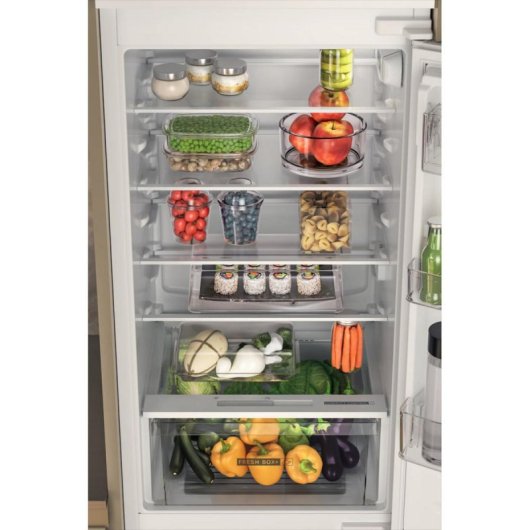Whirlpool WHC18D031A1 Integrável Combi 177 cm 268 L E Branco Zona Fria LED