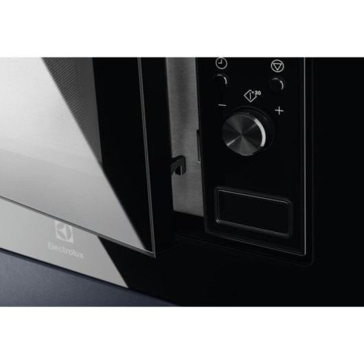 Microondas Electrolux LMS2203EMK 700W Integrado Preto com Painel LED e Função Descongelar