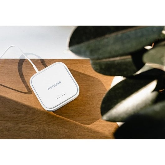 Módem de Réseau NETGEAR LM1200 Portable Ethernet Gigabit 3G 4G Blanc