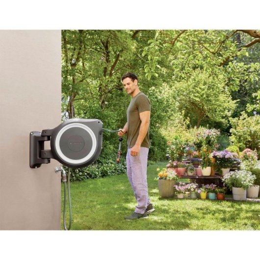 Portamangueras automático de pared 35m Gardena RollUp XL, giro 180°, AquaStop, gris/negro