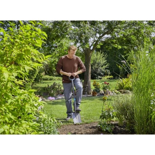 Gardena ErgoLine Grabspaten 117 cm, ergonomischer D-Griff, scharfe Klinge, schwarz