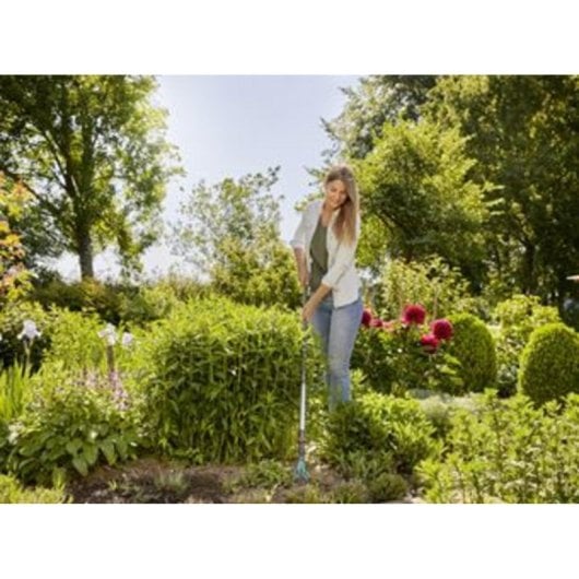 Gardena Kombikultivator 9 cm Schwarz Blau für effiziente Unkrautbeseitigung