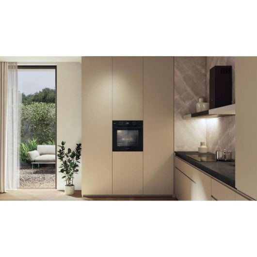 Forno elétrico Whirlpool OMSK58RU1SB 71L Preto com funções multifuncionais e autolimpeza
