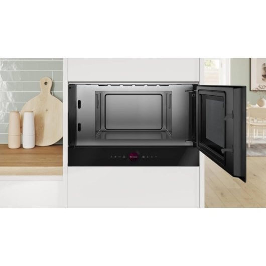 Micro-ondas Bosch BFR7221B1 21 Litros 900W Touch TFT Integrado Função Auto Cozimento