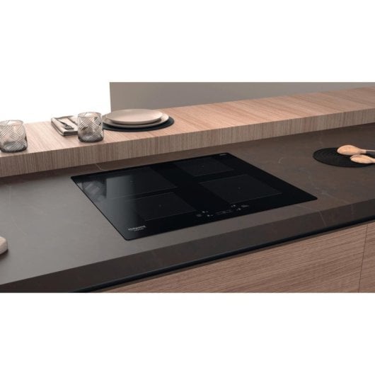Placa de inducción Hotpoint HQ2960SNE 7200W 58cm control táctil 4 zonas integrada negra