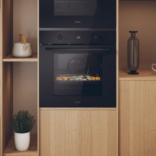 Horno eléctrico Haier ID2P3T1HTB 78L Negro integrado con autolimpieza hidrolítica y conectividad app