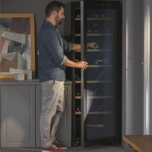 Bodega de Vino Haier Wine Bank 50 Serie 5 HWS84GA 166 Botellas Digital LED Puerta Anti-UV Negra
