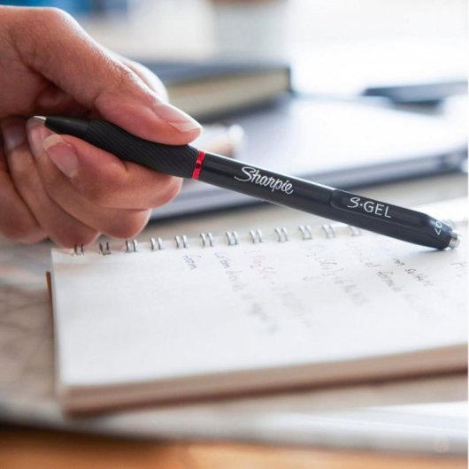 Penna Gel Retrattile Nera Medio 0,7 mm con Clip e Asciugatura Rapida - Confezione da 12