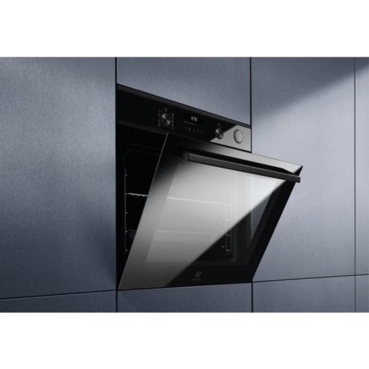 Forno Elétrico Electrolux EOC6P56H 72L Preto com função pirolítica e cozedura a vapor