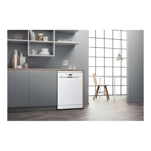 Lavavajillas Hotpoint HFC 3C41 CW 14 Cubiertos Clase C ActiveDry Flexiload Silencioso