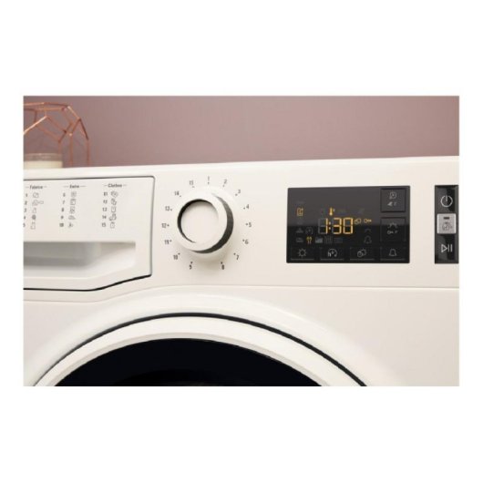 Secadora de bomba de calor Hotpoint NT M11 91WK EU 9kg Classe F com filtros antialérgicos