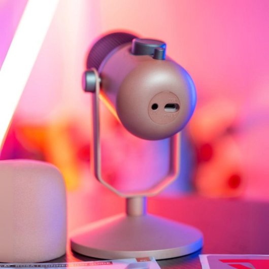 Micrófono Thronmax Mdrill Zero USB cardioide 96kHz Edición Rosa compacto