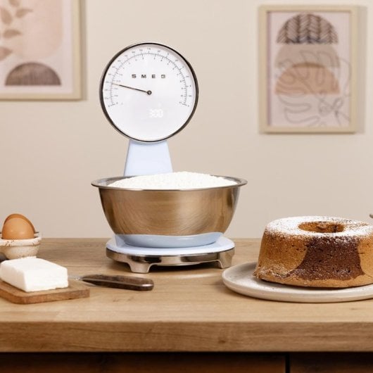 Smeg KSF01PBWW Elektronische Küchenwaage 5 kg, 1 g, Blau, Analog/LCD, Lithium-Ion Akku