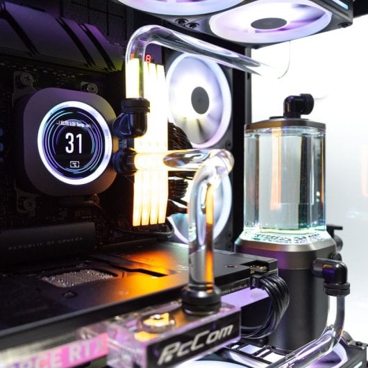 PcCom Custom V2 Ryzen 9 9950X3D / 128GB / 4TB SSD / RTX 5090 + Windows 11 Pro