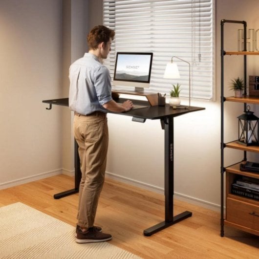 Escritorio eléctrico SENSE7 NOJO Light 140x70cm, altura ajustable, memoria 3 posiciones, MDF y acero, hasta 70kg, soport
