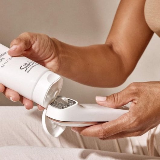 Dispositivo Reafirmante Facial Beurer FC100 HT Home Tightening sem fio, tecnologia RF e LED