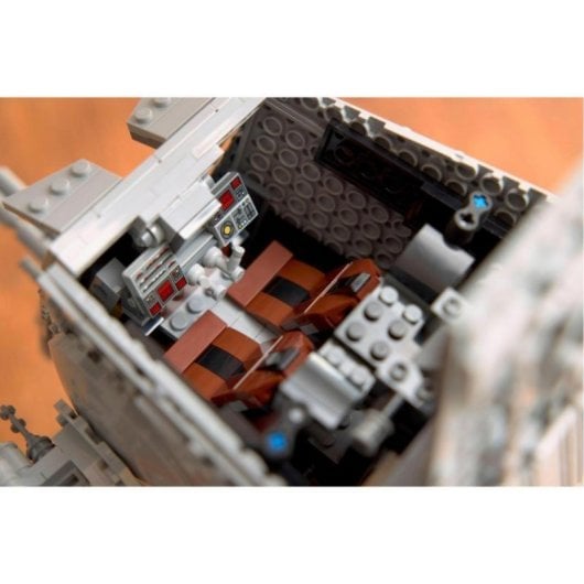 Set LEGO Star Wars Caminante AT-ST Ultimate Collector Series 1513 piezas Exposición Adultos