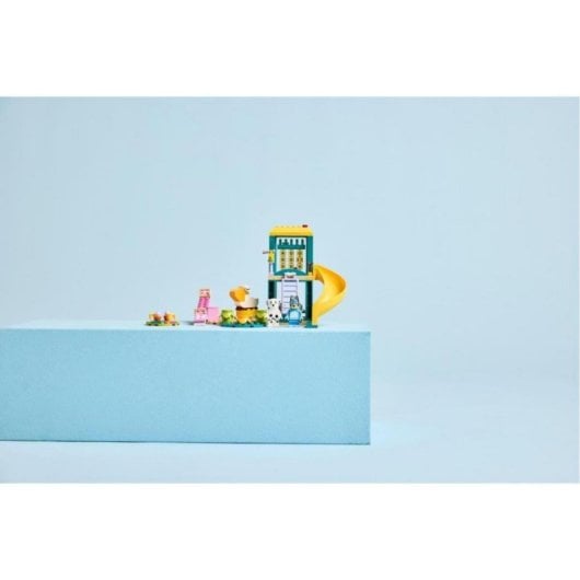Set de Construcción LEGO Bluey 11201 Parque de Juegos con Bluey y Chloe, 104 piezas
