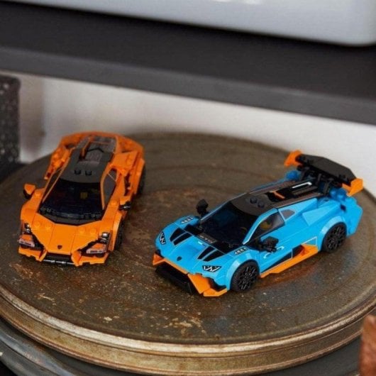 Set LEGO Lamborghini Revuelto y Huracán STO 2 Coches Incluidos 607 Piezas Speed Champions