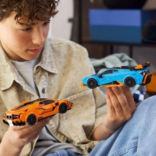 Set LEGO Lamborghini Revuelto y Huracán STO 2 Coches Incluidos 607 Piezas Speed Champions