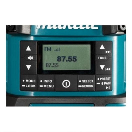 Linterna Makita DMR056 Azul con radio FM/AM/DAB+, 4 modos de luz, USB y IP65