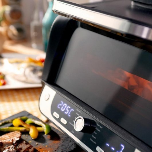 Freidora de aire InnovaGoods Fryinn 12-in-1 6L 3400W con grill, accesorios y recetario