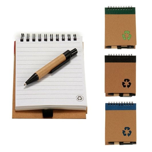 Lot de 4 cahiers en carton recyclé + stylo 10x13 cm. Assortiment de 4 motifs.