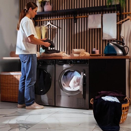 Secadora Cecotec Bolero DressCode Dry 10505 Inverter Bomba de Calor 10kg Clase C UV Care Planchado Fácil Acero