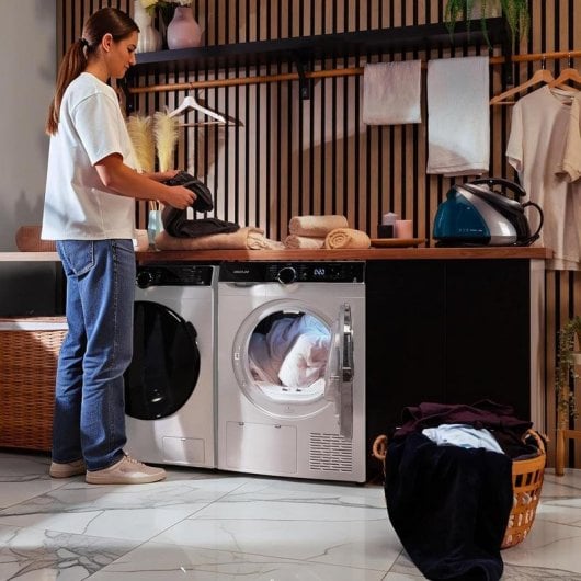 Secadora Cecotec Bolero Dresscode Dry 10505 Carga Frontal 10 kg Bomba de Calor Clase C Blanca