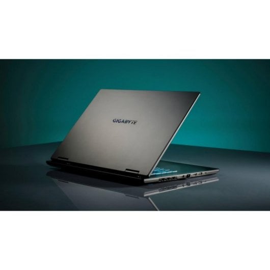 Portátil GIGABYTE Gaming A16 16" Intel Core i7-13620H 32GB 1TB SSD RTX 5060 8GB Dolby Atmos