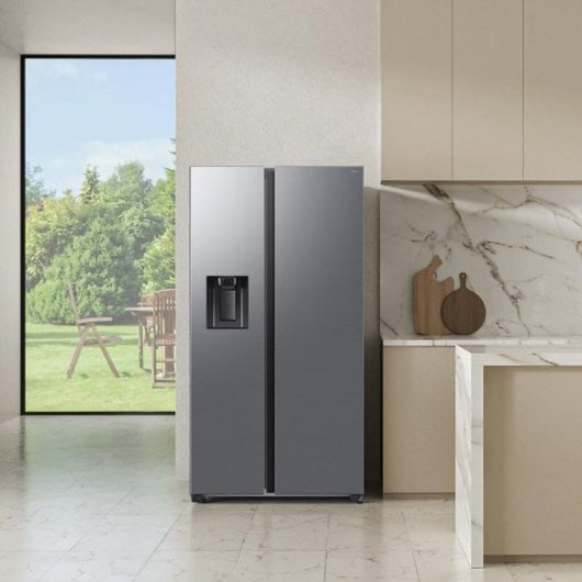 Samsung RB34C600ESA/EF Frigorífico Americano 178cm 640L Clase D Inox WiFi AI SpaceMax™ Metal Cooling