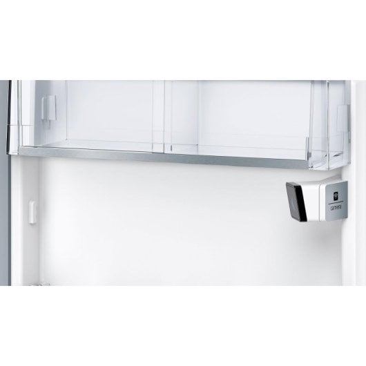 Frigorífico Siemens Combinado 204 cm 368L E Preto Inox LCD Smart Connect