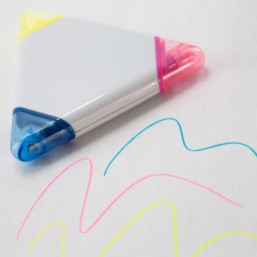 Marqueur Trico Triangulaire Fluorescent 3 Couleurs Corps PVC Capuchons Translucides