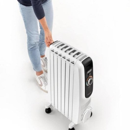 Radiateur à Huile DeLonghi TRD50615 1500W 12 Éléments avec Thermostat Programmable et Roulettes