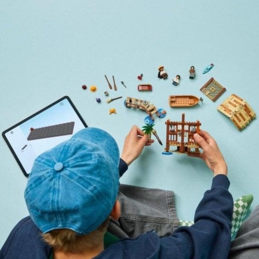 Set de Construcción LEGO ONE PIECE Cabaña del Pueblo Molino 299 Piezas Minifiguras Luffy Shanks Makino