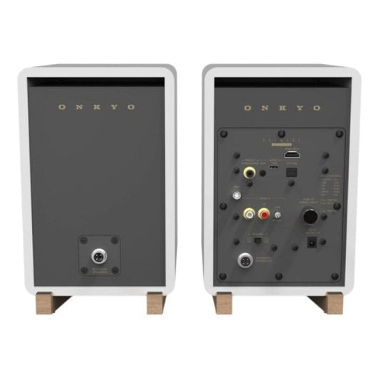 Altoparlanti Onkyo da scaffale 2 vie wireless e cablati 50W Bluetooth HDMI ARC